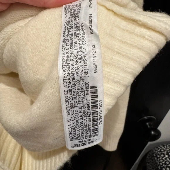 ZARA Cream Mock Neck Sweater – XL – Super Soft – Never Worn - Picture 4 of 6